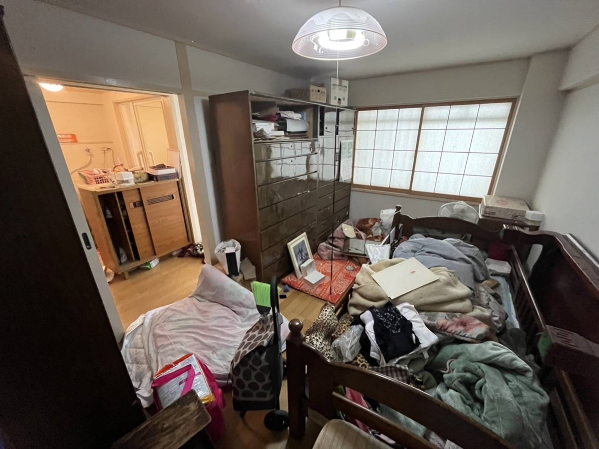 「お急ぎの遺品整理のご要望に迅速に対応しました」作業写真